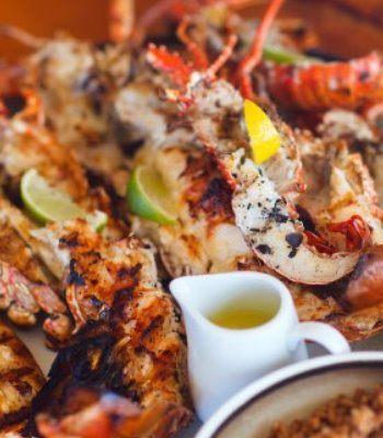 Mencoba Seafood Lezat di Restoran Terbaik Batam!