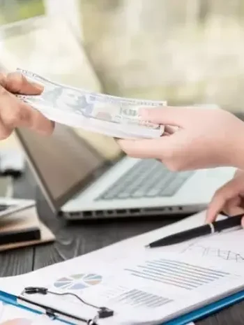 8 Tips Menghindari Jebakan Utang dari Pinjaman Online